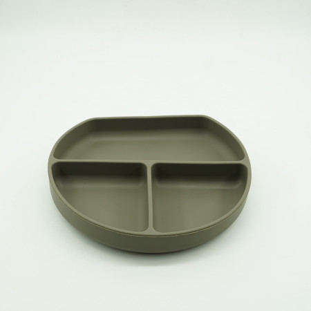 Set 8 piese diversificare bebelusi si copii din silicon Cyrax, baveta, farfurie compartimentata cu ventuza, bol cu ventuza, tacamuri din lemn si silicon, cana pentru gustari, fara alergeni, verde inchis