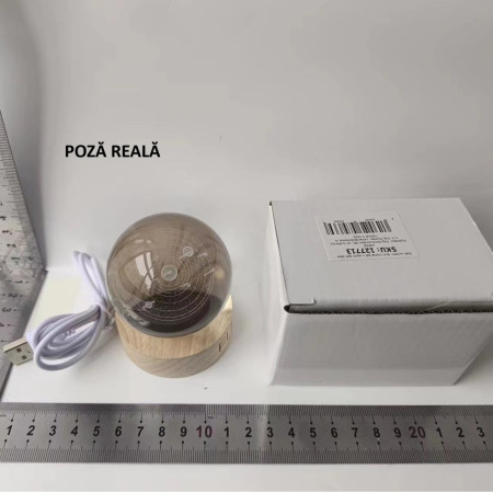 Lampa LED Decorativa,  cu Bila de Cristal cu Diametru 6cm, Model Sistemul Solar 3D, Alimentare USB, Suport din Lemn, Lumina Alb Cald