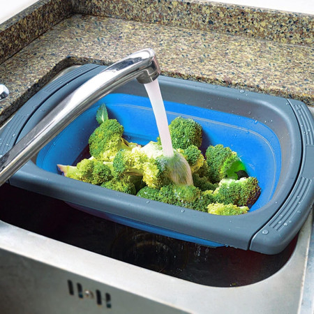 Cos de Scurgere Retractabil pentru Chiuveta, Cyrax, cu Filtru, pentru Fructe si Legume, de Uz Casnic, 39x12 cm, Design Extensibil pana la 61 cm, cu Manere de Prindere, Albastru