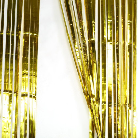 Perdea Franjurata, Cyrax, Model Decor Petrecere, pentru Fundal de Poze, Amenajare Colorata a Petrecerii, Dimensiune 100x200 cm, Gold