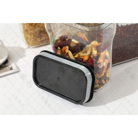 Recipient din Plastic, Cyrax, pentru Alimente/Obiecte, Inchidere Ermetica Rotire 90 grade, 2l, 20.5 x 10.5 x 27 cm, Transparent