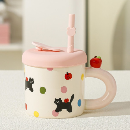 Cana din Ceramica cu Capac si Pai, Cyrax, Capacul si Paiul din Silicon Roz, 9x8.5 cm, Model Cute B, Capacitate 380ml