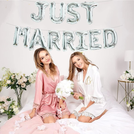 Set Baloane din Folie Metalizata, Cyrax, Model Just Married, Litere de 40 cm, Baloane Party, Ambalaj Individual, Pai, Ata si Adeziv Incluse, Umflare cu Aer sau Heliu, Argintiu