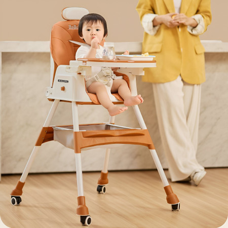 Scaun de Masa pentru Bebelusi si Copii Cyrax, cu Roti, cu Tetiera, Telescopic, Pliabil, Masuta Reglabila, Suport Picioare, Scaun cu Invelis Piele Artificiala, Centura Siguranta, Spatiu Depozitare, 97 x 73 x 65 cm, Maro