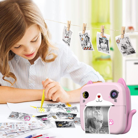 Set Camera Instantanee pentru Copii, Cyrax, Ecran HD 2.4'', 24MP, 720P Video, 1200 mAh, cu Functie de Printare Alb-Negru, cablu USB-C, Bluetooth, Compatibil iOS/Android, Imprimare APP, Model Kitty, Roz