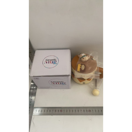 Cana din Ceramica, Cyrax, Model Urs pentru Baieti, Cana Universala, Cana pentru Ceai, Cana cu Lingura Metalica si Capac, 9.6 x 9.5 x 9.5 cm, 400 ml Crem