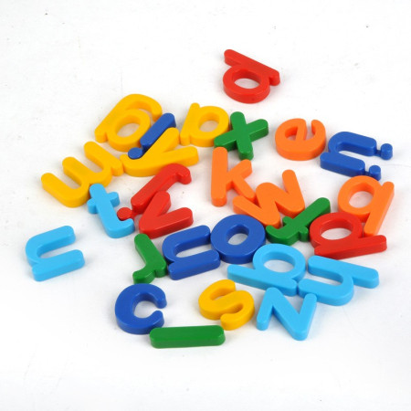 Set 26 Litere, Cyrax, Magnetice, pentru Frigider, din Plastic, +3 Ani, 13 x 18 x 14 cm, Multicolor