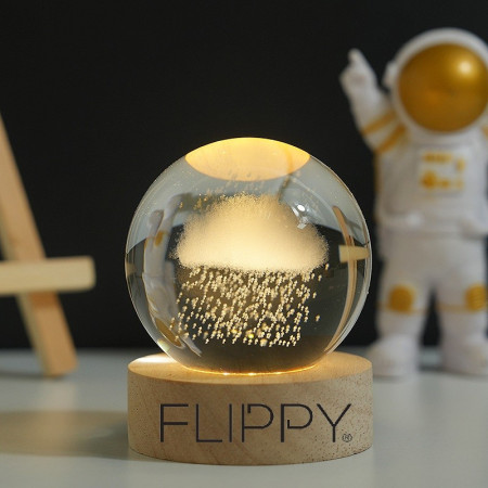 Lampa LED Decorativa,  cu Bila de Cristal cu Diametru 6cm, Model Nor Ploios 3D, Alimentare USB, Suport din Lemn, Lumina Alb Cald