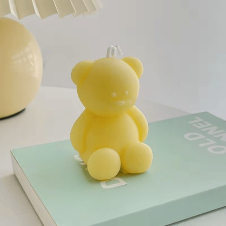 Lumanare Parfumata,  Model Ursulet, Galbena, Aroma de Lime si Citrice, 5.5x3.6x4 cm