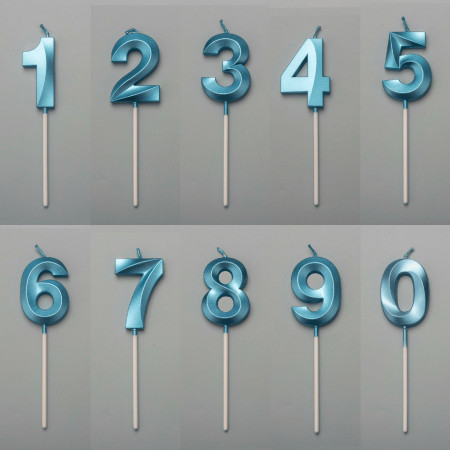 Lumanare Cifra 8, Cyrax, Model Diamond, 5 x 3.4 cm, Albastru