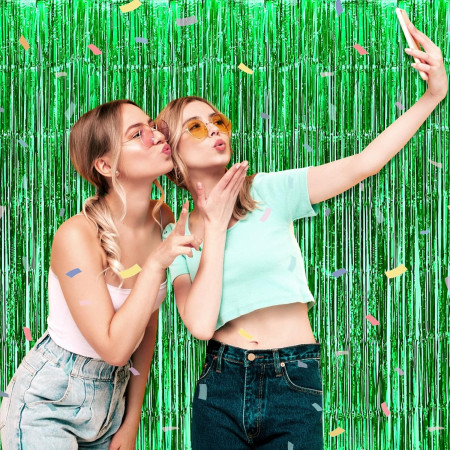 Perdea Franjurata, Cyrax, Model Decor Petrecere, pentru Fundal de Poze, Amenajare Colorata a Petrecerii, Dimensiune 100x200 cm, Verde