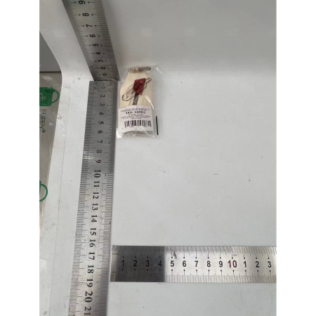 Cutter pentru Cutii, Cyrax, Varf Rotunjit si Zimtat, Tip Breloc, 6.5x3.5 cm, Crem