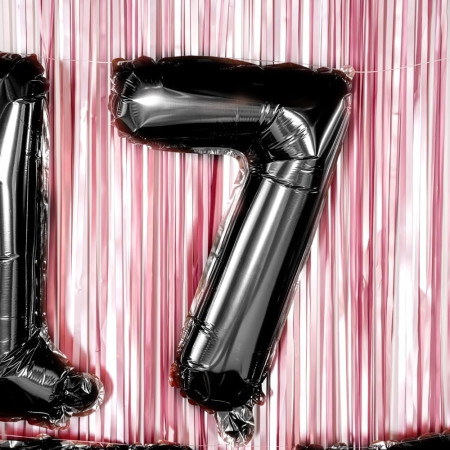 Balon din Folie Metalizata, Cyrax, Figurina Cifra, Tema Aniversare 80 cm, Ambalaj Individual, Pai inclus, Umflare cu Aer sau Heliu, Negru, Cifra 7