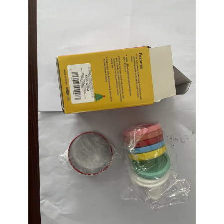 Set 6 stampile pentru prajituri Cyrax, tematica de Craciun, din silicon alimentar non-toxic, taietor aluat inclus, 6 cm,  maner din plastic, compact, usor de depozitat,