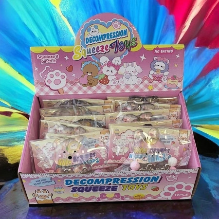 Jucarie Antistres Squishy, Cyrax, cu Revenire Lenta, Squeeze Pinch, Family Model Animalute, Ambalaj Transparent