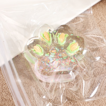 Jucarie Antistres Squishy, Cyrax, cu Revenire Lenta, Model Cat Paw, Squeeze Pinch Family, 6.5 x 7 cm, din Tpr, 4-6 Ani, Model 3 Legume, Transparent