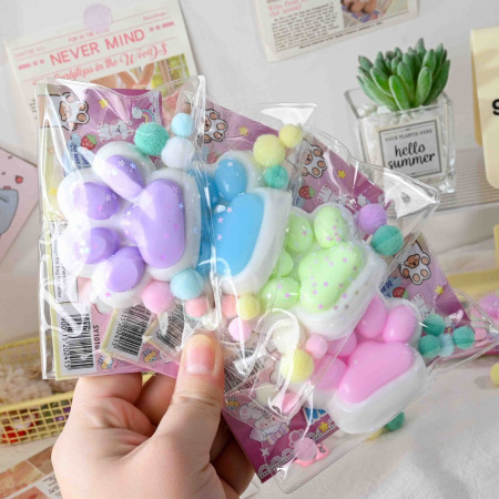 Jucarie Antistres Squishy, Cyrax, cu Revenire Lenta, Labuta de Pisica Pufoasa, 7.5 cm, Ambalaj Transparent, Model 27058, Multicolor