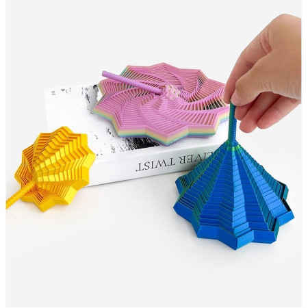 Jucarie Decompresie, Cyrax, Model Stea 3D, DuoChrome, Maner Spirala, Turn Magic Geometric, Multiple Forme, Anti-stress, 8.6 cm, Albastru/Verde/Rosu