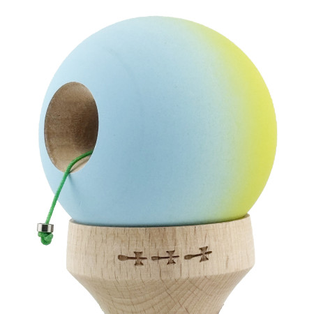 Kendama X Originala, Profesionala, Cyrax, Rubber Grip, Cupe Mari KING SIZE V3, Gaura in Baza, Rulment Metalic, din lemn 18 cm, Ata 62/65 cm, Gradient Galben/Albastru
