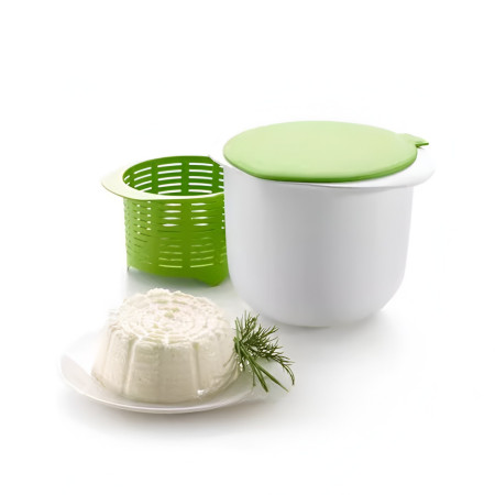 Recipient pentru Preparat Branza, Cyrax, Capac de Silicon, Cheese Maker din Plastic, Strecuratoare, 17x14.5x12.8 cm, Alb