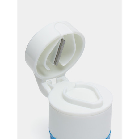 Cutie Pastile Multifunctionala,  4 in 1, Pahar Apa, Taiere, Sfaramare, Depozitare, Compact, ABS cu Lama din Inox, Alb/Albastru, 8.7x6.2x4.1 cm