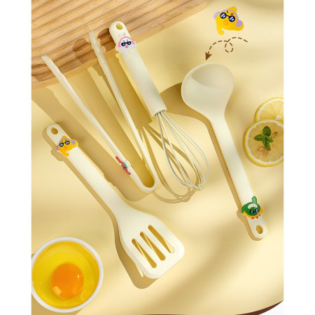 Set 4 Ustensile de Bucatarie, Cyrax, pentru Copii, din Silicon, Termorezistente, Design Animat, 13 x 24 x 5 cm, Bej