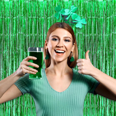 Perdea Franjurata, Cyrax, Model Decor Petrecere, pentru Fundal de Poze, Amenajare Colorata a Petrecerii, Dimensiune 100x200 cm, Verde