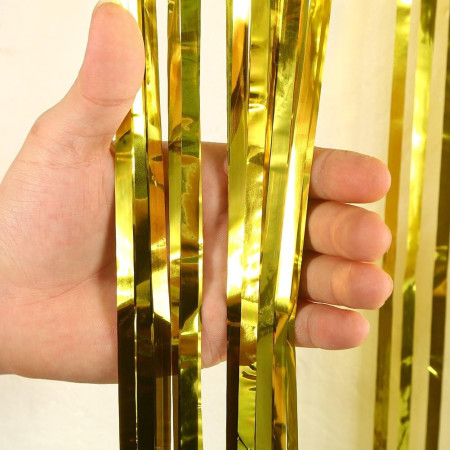 Perdea Franjurata, Cyrax, Model Decor Petrecere, pentru Fundal de Poze, Amenajare Colorata a Petrecerii, Dimensiune 100x200 cm, Gold