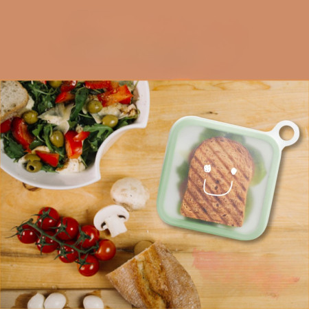 Caserola pentru sandwich Cyrax, din silicon si polipropilena, portabil, usor de curatat, capac anti-scurgere, reutilizabil, 15.5 x 15.5 x 2.5 cm, verde