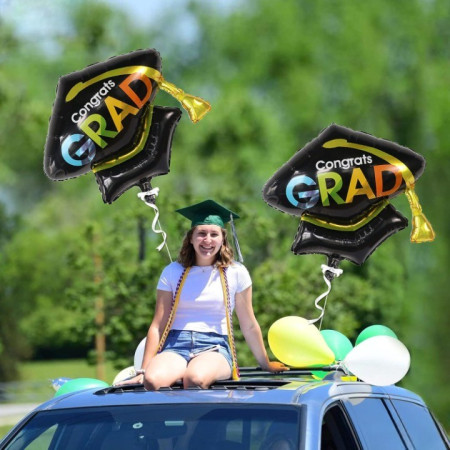 Balon din Folie Metalizata, Cyrax, Figurina, Model Toca Congrats Grad, Tematica Absolvire,  66x66 cm, Ambalaj Individual, Pai Inclus, Umflare cu Aer sau Heliu, Negru