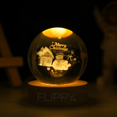 Lampa LED Decorativa,  cu Bila de Cristal cu Diametru 6cm, Model Merry Christmas 3D, Alimentare USB, Suport din Lemn, Lumina Alb Cald