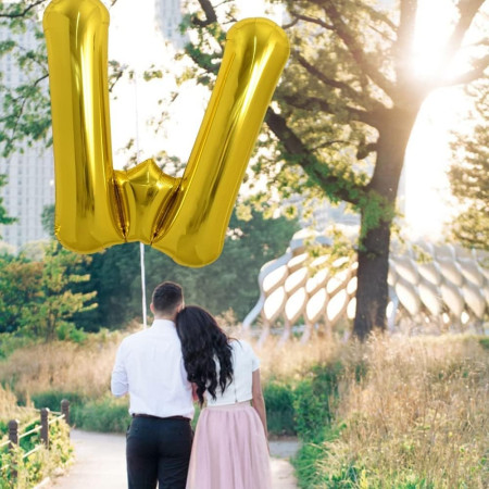 Balon Folie Metalizata Litera W, Cyrax, 80 cm, Umflati cu Heliu sau Aer, Ambalaj Individual, Pai inclus, Auriu