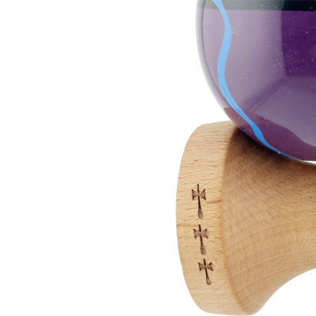 Kendama X Originala, Profesionala, Cyrax, Big Cups V2, Super Sticky cu Cupe Mari, Rulment Metalic, din lemn 18 cm, Ata 55 cm, Negru/Mov