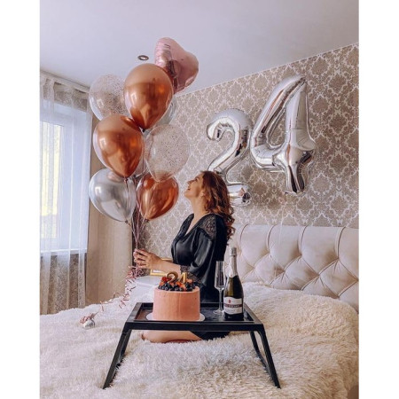 Balon din Folie Metalizata, Cyrax, Figurina Cifra, Tema Aniversare 40 cm, Ambalaj Individual, Pai inclus, Umflare cu Aer sau Heliu, Argintiu, Cifra 4