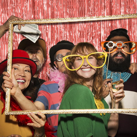 Perdea Franjurata, Cyrax, Model Decor Petrecere, pentru Fundal de Poze, Amenajare Colorata a Petrecerii, Dimensiune 100x200 cm, Rose Gold