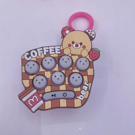 Jucarie pentru copii portabila Cyrax, joc Gopher, cu lumini si muzica, tip breloc, model ursulet, material silicon si ABS, maro