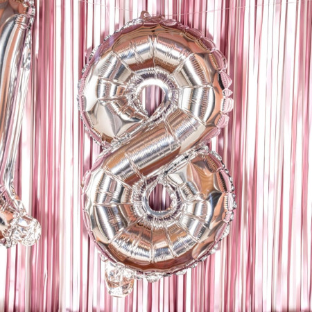 Balon din Folie Metalizata Cyrax, Figurina Cifra, Tema Aniversare 40 cm, Ambalaj Individual, Pai inclus, Umflare cu Aer sau Heliu, Argintiu, Cifra 8