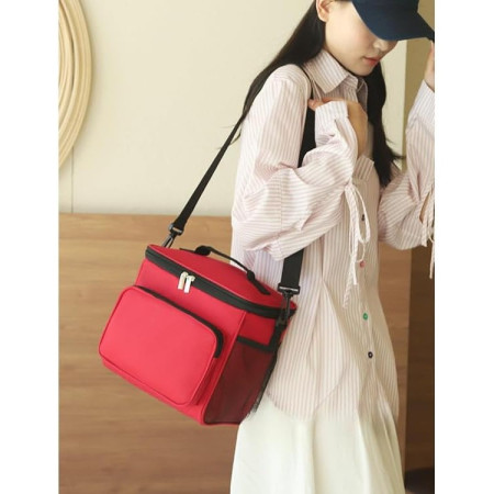 Geanta pentru Pranz, Cyrax, Multifunctionala, Compartimentata, 2 Tipuri de Manere, Impermeabila, 26x24x17 cm, Rosu