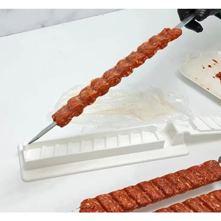 Presa pentru Carne, Cyrax, pentru Kebab, cu Maner, din ABS, 29 x 7.5 x 2.6 cm, Alb