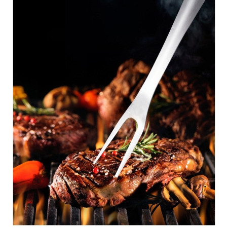 Set 4 ustensile pentru gratar Cyrax, din otel inoxidabil, cu agatatoare, rezistente la temperaturi ridicate, argintiu