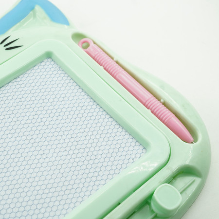 Tablita Magnetica de Scris si Desenat, Cyrax, Model Pisica, cu Creion, Dimensiuni 23.2x18.5 cm, Suprafata Desen 14.6x10.4 cm, Dezvolta Imaginatia si Creativitatea, Incurajeaza Exersarea Scrisului, Verde