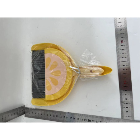 Set Mini Matura si Faras,  LITTLE CLEANER, Uz Casnic, pentru Birou, Bucatarie, Casa, Model Lamaie, 23 x 18 cm Galben-Portocaliu