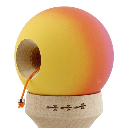 Kendama X Originala, Profesionala, Cyrax, Cupe Mari KING SIZE V3, Rubber Grip, Gaura in Baza, Rulment Metalic, din lemn 18 cm, Ata 62/65 cm, Gradient Roz/Rosu/Galben