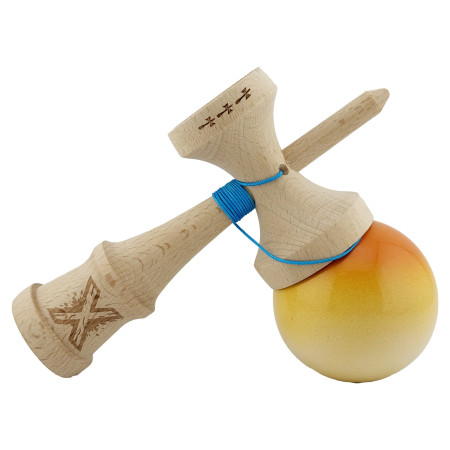 Kendama X Originala, Profesionala, Cyrax, Big Cups V2, Super Sticky cu Cupe Mari, din lemn 18 cm, Rulment Metalic cu Ata 55 cm, Portocaliu/Galben/Alb