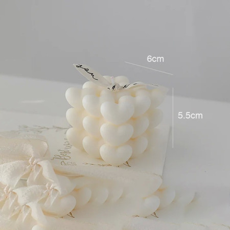 Lumanare Parfumata Decorativa,  Model Abstract Cub din Inimioare, Lumanare pentru Diferite Ocazii, 6 x 5.5 cm, Aroma de Frezie, Alb