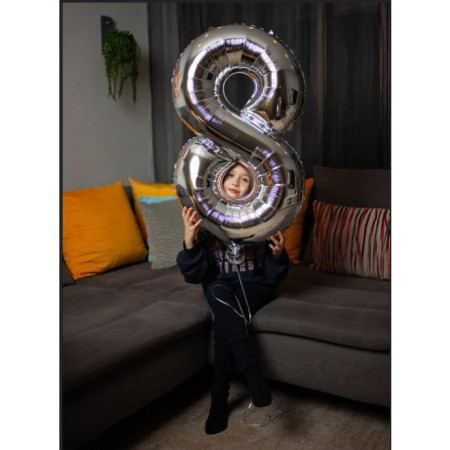 Balon din Folie Metalizata, Cyrax, Figurina Cifra, Tema Aniversare 80 cm, Ambalaj Individual, Pai inclus, Umflare cu Aer sau Heliu, Argintiu, Cifra 8