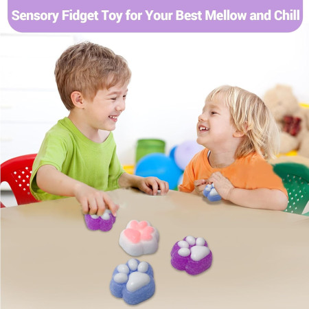 Jucarie Antistres Squishy, Cyrax, cu Revenire Lenta, Squeeze Pinch Family, Model Labuta de Pisica Pufoasa, 6x6 cm, 72g, Ambalaj Transparent, Mov-Alb