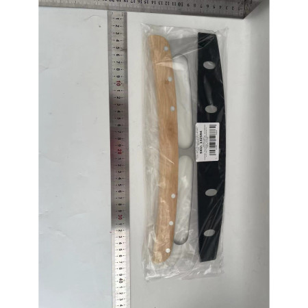 Taietor Feliator de Pizza, Cyrax, din Otel Inoxidabil, cu Capac, Maner din Lemn, Antialunecare, Lama Neteda si Ascutita, 34x10 cm, Maro