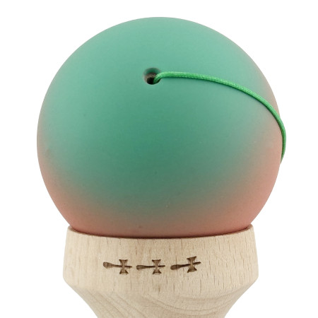 Kendama X Originala, Profesionala, Cyrax, Cupe Mari KING SIZE V3, Rubber Grip, Gaura in Baza, Rulment Metalic, din lemn 18 cm, Ata 62/65 cm, Gradient Verde/Roz/Rosu