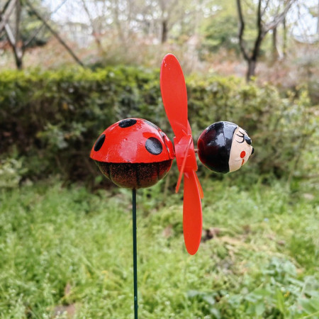 Set 4 Figurine, Decoratiuni de Gradina,  Tip Morisca de Vant, Model Insecte, 57 x 12 cm, Multicolor